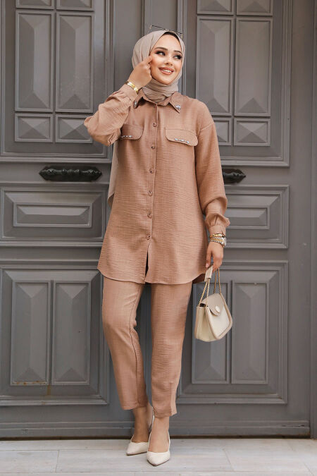 Modest Camel Dual Suit 6752C